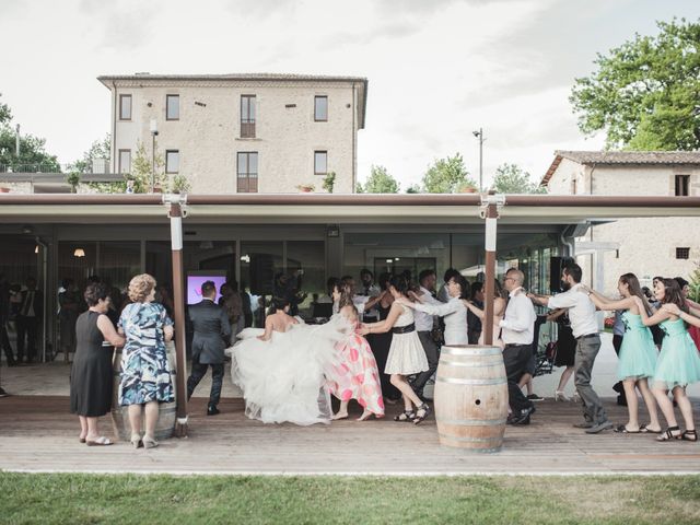 Il matrimonio di Carlo e Emanuela a Arpino, Frosinone 20