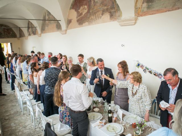 Il matrimonio di James e Freya a Servigliano, Fermo 41