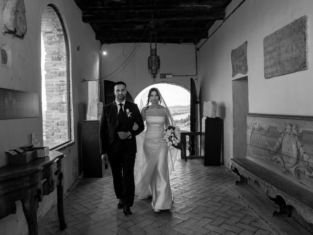 Il matrimonio di Thomas  e Elena  a Verucchio, Rimini 3