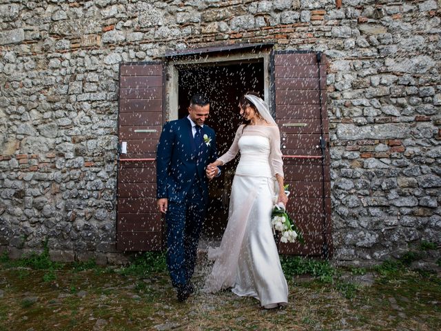 Il matrimonio di Thomas  e Elena  a Verucchio, Rimini 7