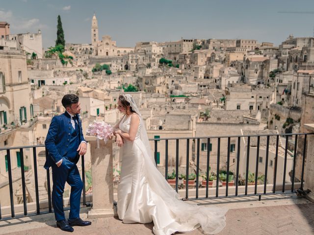 Il matrimonio di Arturo e Maria Rosaria a Matera, Matera 22