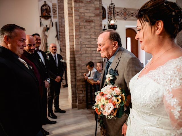 Il matrimonio di Laura e Christian a Castignano, Ascoli Piceno 19