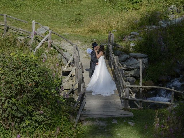 Il matrimonio di Matteo  e Romina  a Aosta, Aosta 20