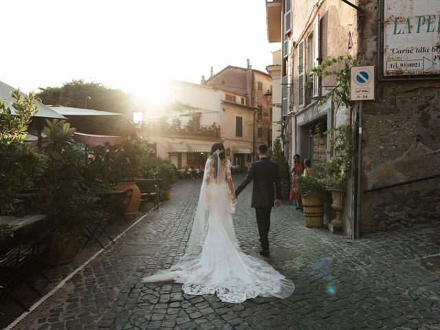 Il matrimonio di Xhiljola e Francesco a Velletri, Roma 21