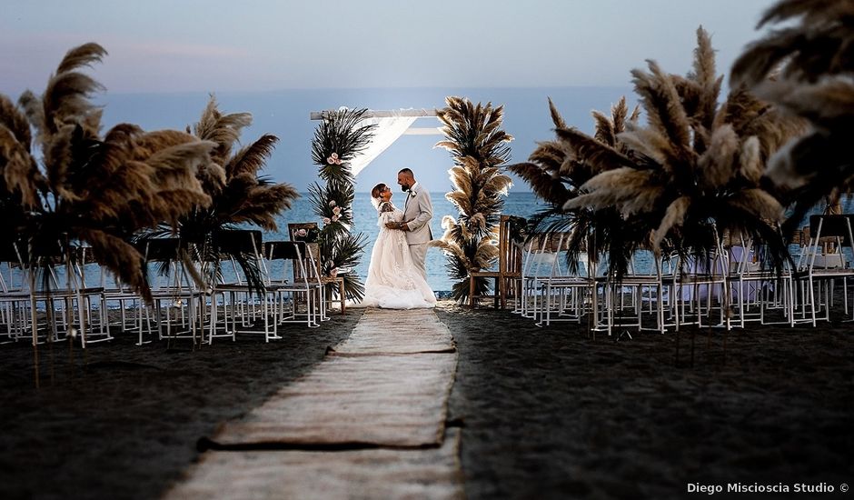 Il matrimonio di Marco e Debora a Albissola Marina, Savona