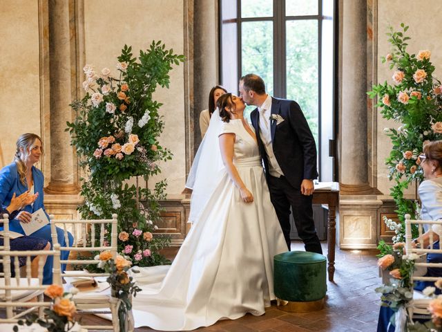Il matrimonio di Alberto e Valentina a Merate, Lecco 33