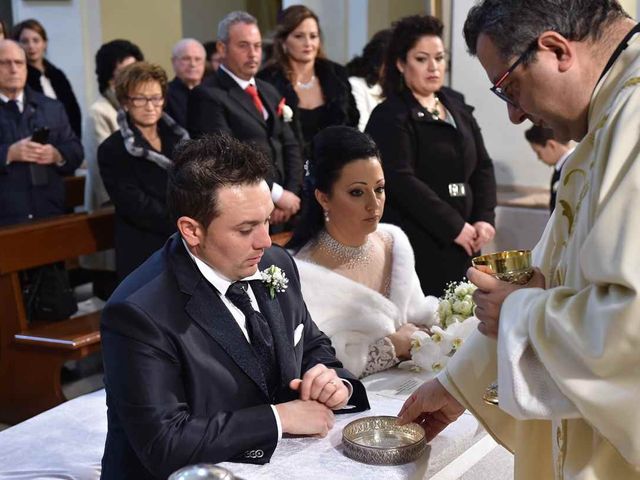 Il matrimonio di Francesco e Donatella a Grottaglie, Taranto 11