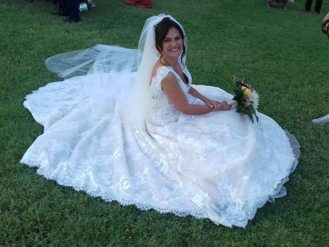 Il matrimonio di Max e Elena a Bologna, Bologna 1
