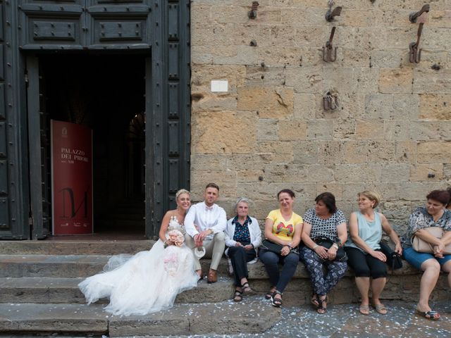 Il matrimonio di Charlie e Gabriella a Volterra, Pisa 14