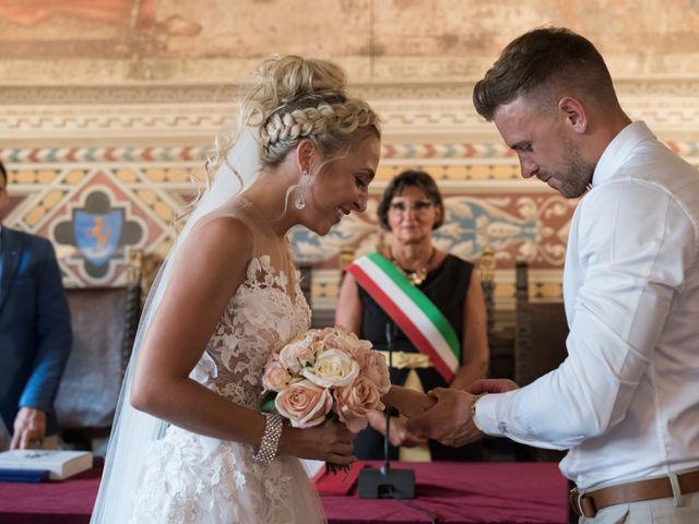Il matrimonio di Charlie e Gabriella a Volterra, Pisa 8