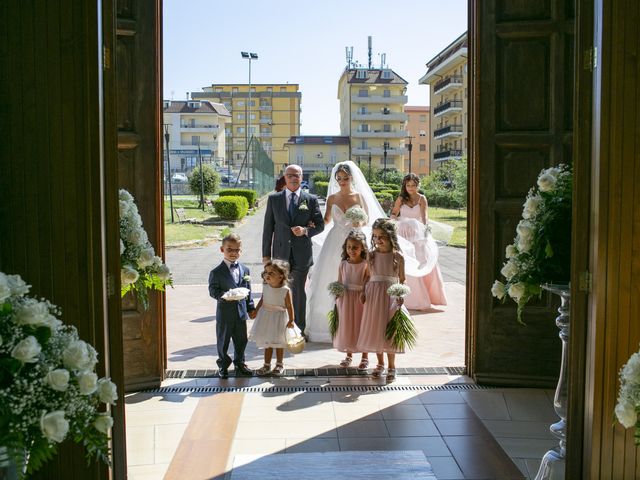 Il matrimonio di Angelo e Federica a Roccella Ionica, Reggio Calabria 19