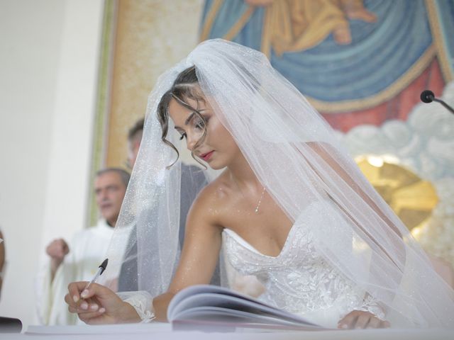 Il matrimonio di Angelo e Federica a Roccella Ionica, Reggio Calabria 24