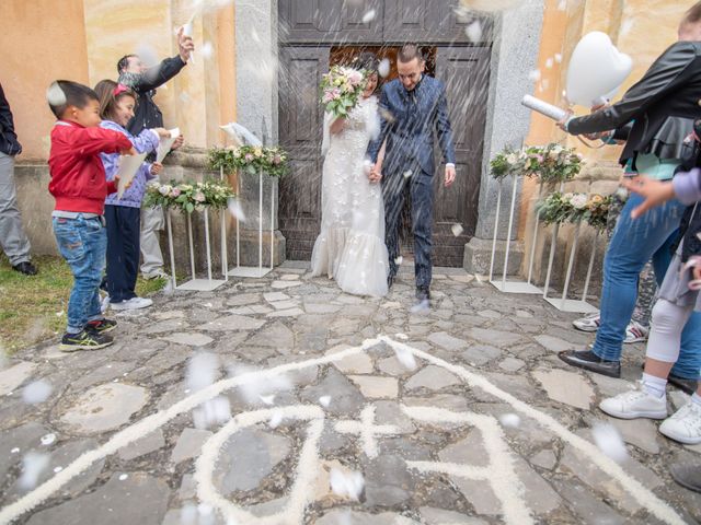 Il matrimonio di Davide e Emma a Treviso Bresciano, Brescia 16