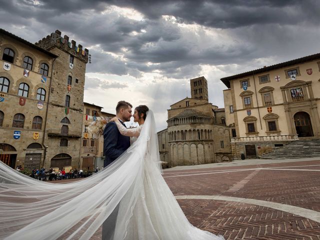 Il matrimonio di Tina e Federico a Poppi, Arezzo 27