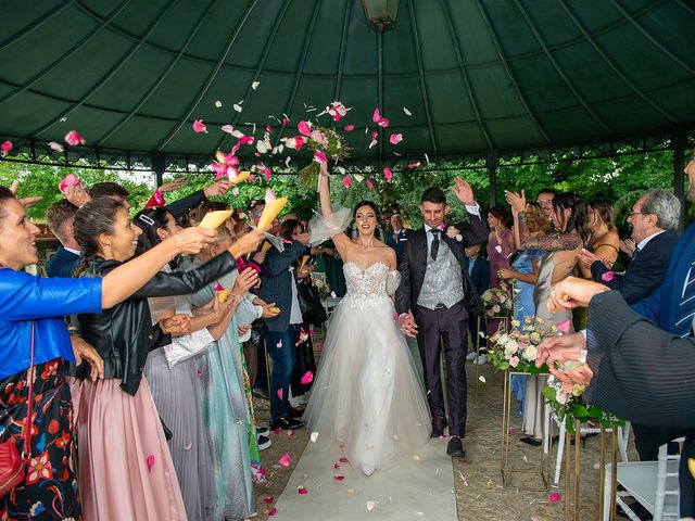 Il matrimonio di Andrea e Roberta a Almenno San Bartolomeo, Bergamo 9