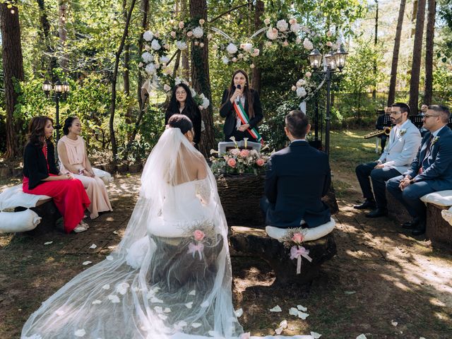 Il matrimonio di Stefano e Lili a Venegono Inferiore, Varese 33