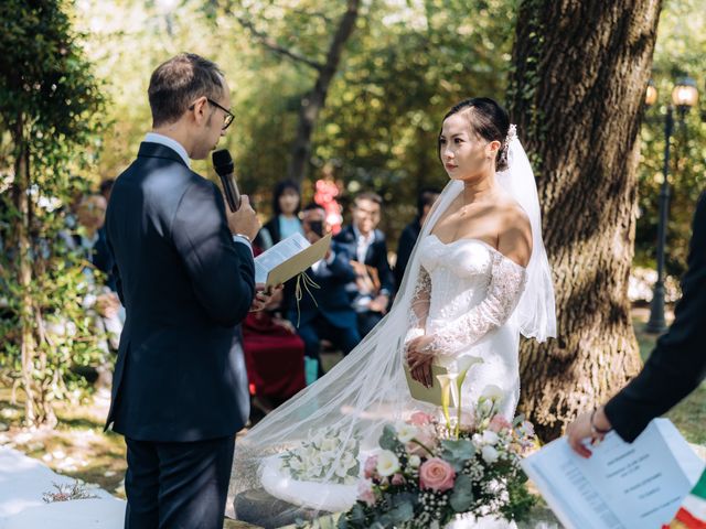 Il matrimonio di Stefano e Lili a Venegono Inferiore, Varese 35