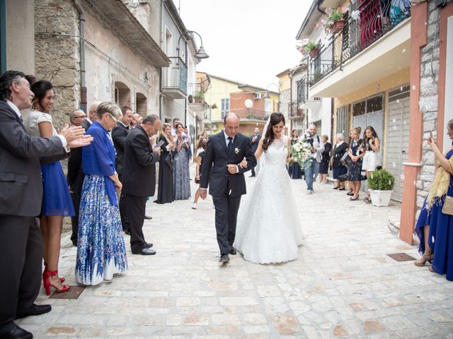Il matrimonio di Francesco e Marialuisa a Fragneto l'Abate, Benevento 24