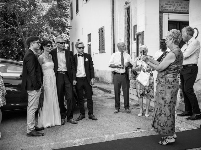 Il matrimonio di Mischael e Cathnin a Cecina, Livorno 14