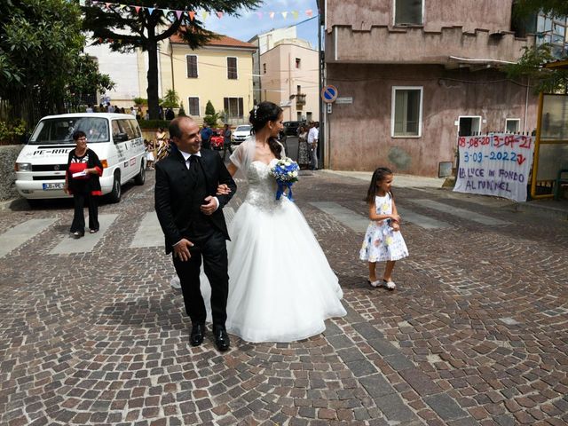 Il matrimonio di Tiziano e Angelica a Perdasdefogu, Nuoro 54