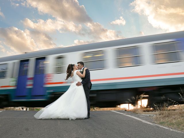 Il matrimonio di Roberto e Naomi a Belvedere di Spinello, Crotone 30