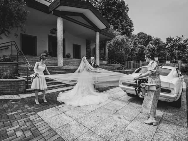Il matrimonio di Luca e Chiara a Cernusco Lombardone, Lecco 28