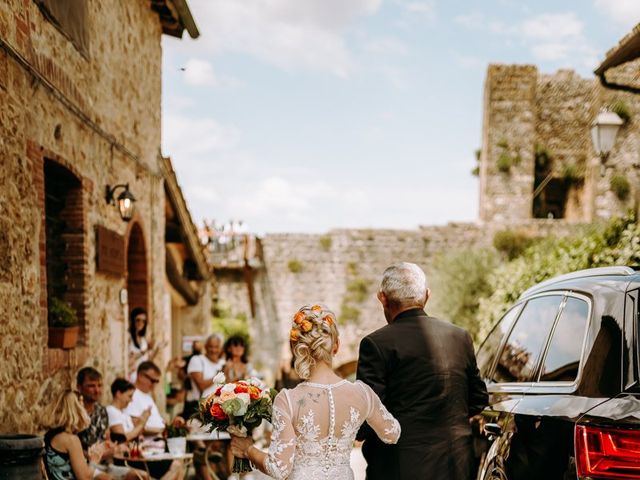 Il matrimonio di Simone e Valeria a Monteriggioni, Siena 28