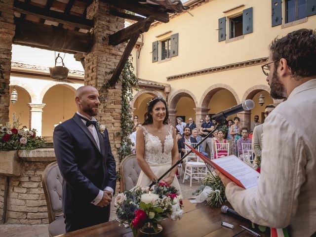 Il matrimonio di Salvatore e Stefania a Gradara, Pesaro - Urbino 22