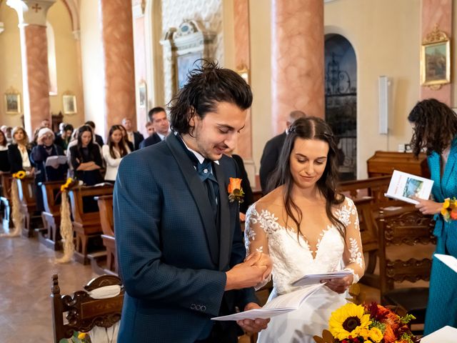 Il matrimonio di Daniele e Alessia a Montefiorino, Modena 28