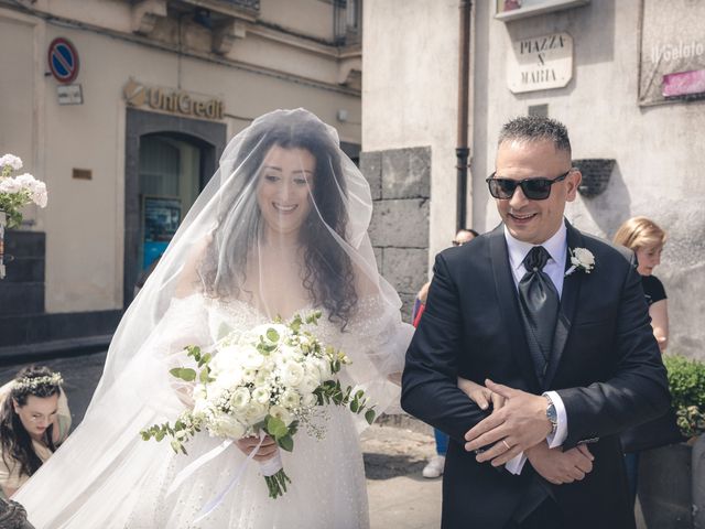 Il matrimonio di Serena e Giuseppe a Randazzo, Catania 28