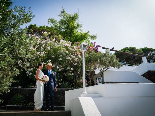 Il matrimonio di Faustine e Hypolite a Stromboli, Messina 30