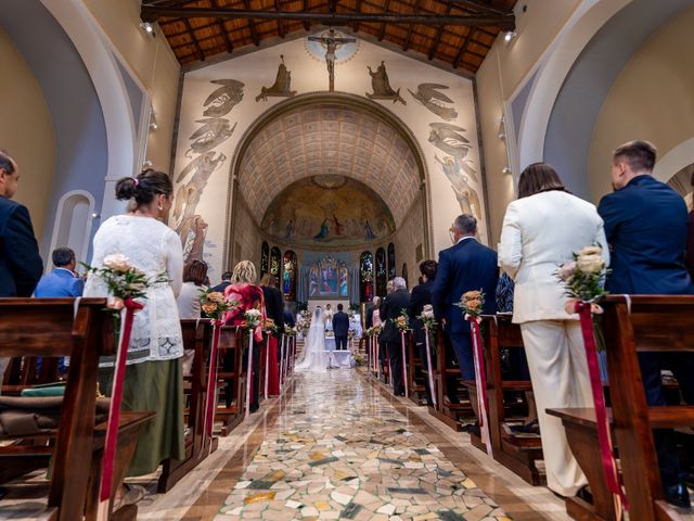 Il matrimonio di Vittorio e Giulia a Loro Piceno, Macerata 39