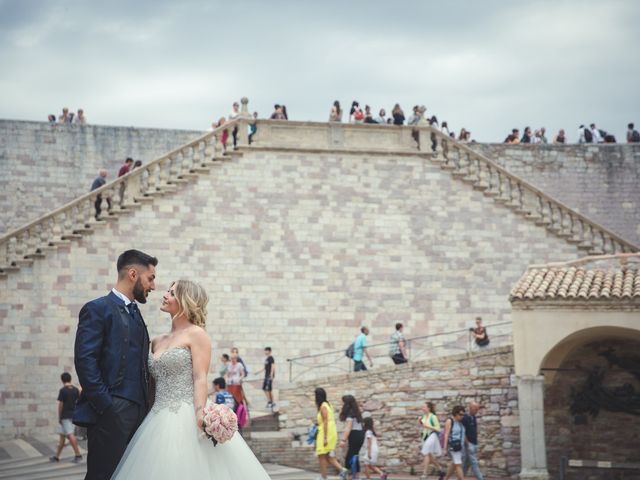 Il matrimonio di Andrea e Flaviana a Fabriano, Ancona 11