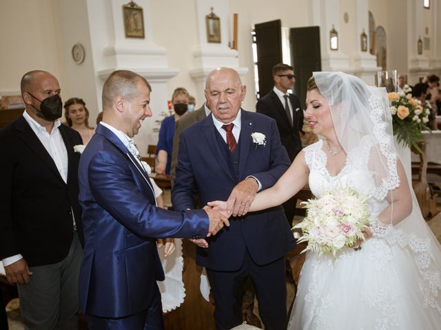 Il matrimonio di Miriam e Wainer a Porto Tolle, Rovigo 39