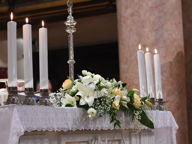 Il matrimonio di Marco e Veronica a Carnago, Varese 6