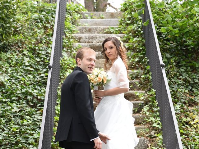 Il matrimonio di Marco e Veronica a Carnago, Varese 9