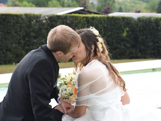 Il matrimonio di Marco e Veronica a Carnago, Varese 11