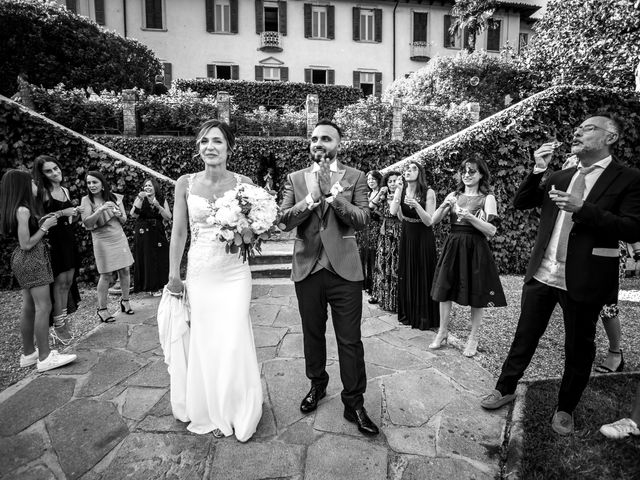 Il matrimonio di Luca e Barbara a Bodio Lomnago, Varese 31