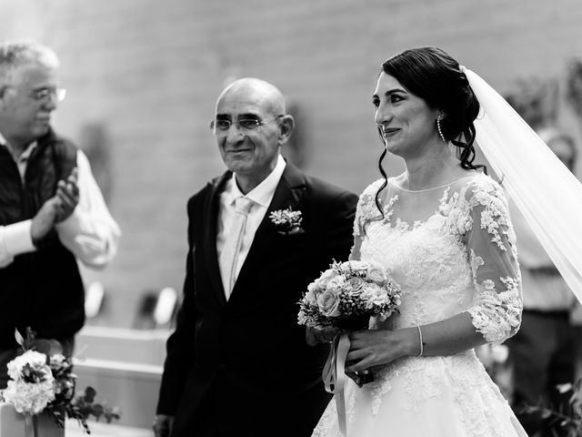 Il matrimonio di Domenico e Mara a Legnano, Milano 24