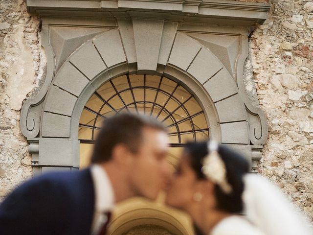 Il matrimonio di Ole e Marcela a Gaiole in Chianti, Siena 32