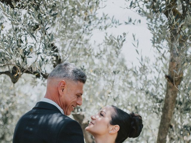 Il matrimonio di Luca e Veronica a Carmignano, Prato 24