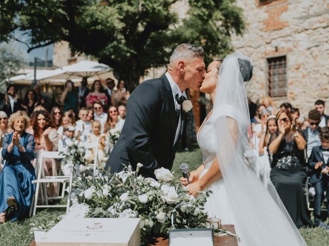 Il matrimonio di Luca e Veronica a Carmignano, Prato 41
