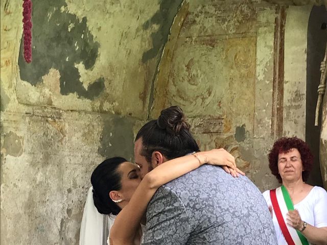 Il matrimonio di Marco  e Lara a Pietrasanta, Lucca 16