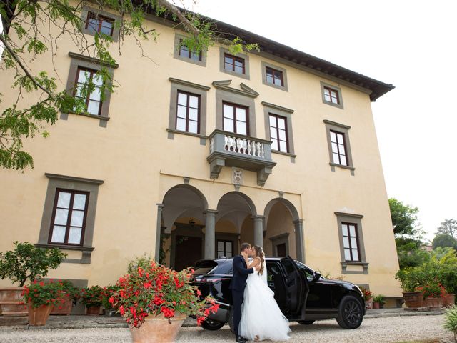 Il matrimonio di Elisa e Michele a Lucca, Lucca 22