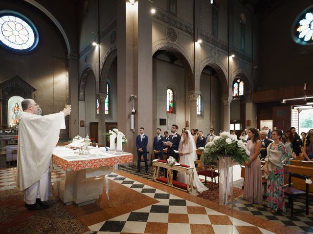 Il matrimonio di Michael e Silvia a Rovato, Brescia 28
