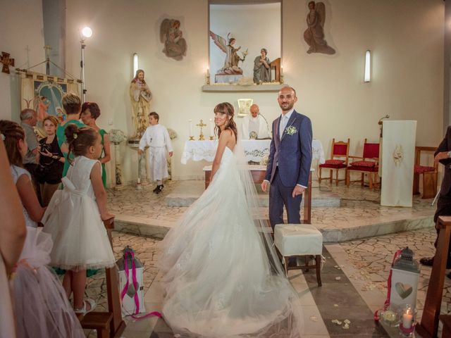 Il matrimonio di Maicol e Daniela a Castelnuovo di Garfagnana, Lucca 27