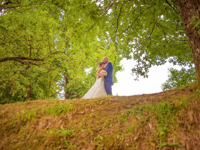 Il matrimonio di Maicol e Daniela a Castelnuovo di Garfagnana, Lucca 44