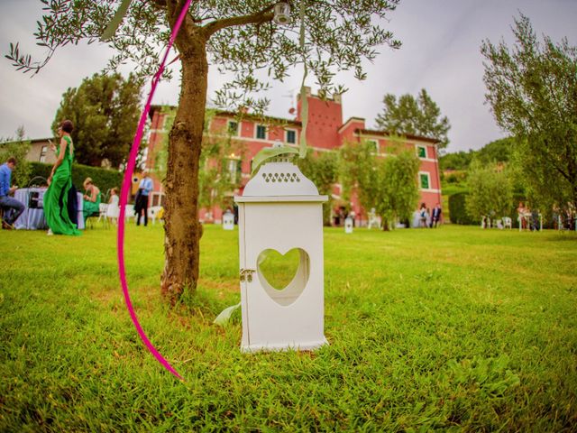 Il matrimonio di Maicol e Daniela a Castelnuovo di Garfagnana, Lucca 52