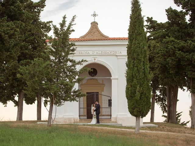 Il matrimonio di Claudio e Eugenia a Pianella, Pescara 20