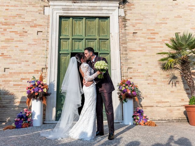 Il matrimonio di Lorenzo e Martina a Cupra Marittima, Ascoli Piceno 34